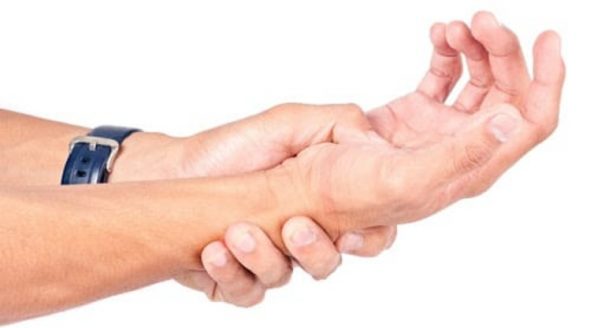 Bật mí mẹo chống xuất tinh sớm bằng cách bấm cổ tay
