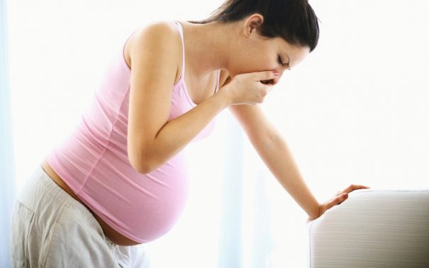 Bà bầu bị đau thượng vị gây ảnh hưởng nhiều đến sức khỏe