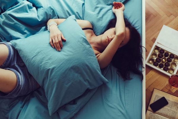 Đau dạ dày trong đêm là tình trạng dạ dày bị đau vào thời gian buổi đêm