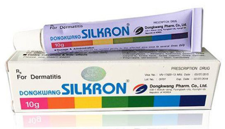 Trước khi dùng thuốc Silkron trị hắc lào, nấm da bạn nên tham khảo ý kiến của bác sĩ chuyên khoa