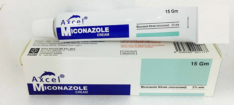 Bôi thuốc Miconazole giúp trị bệnh lác đồng tiền và ngăn ngừa nguy cơ bội nhiễm