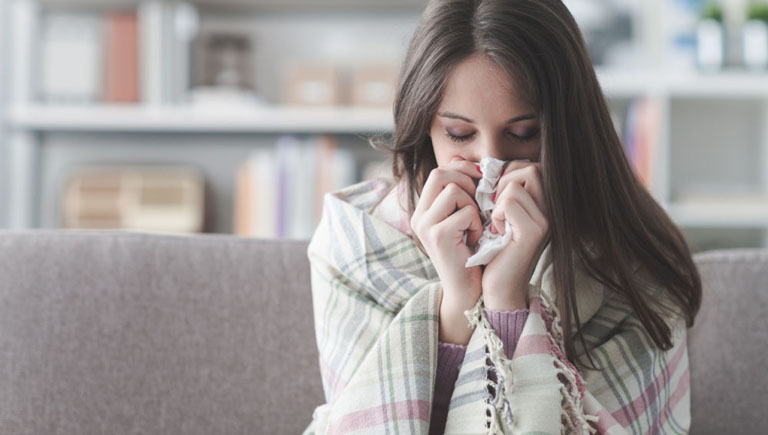 Sổ mũi và nghẹt mũi và triệu chứng thường xuất hiện ở những trường hợp bị chóng mặt do viêm xoang