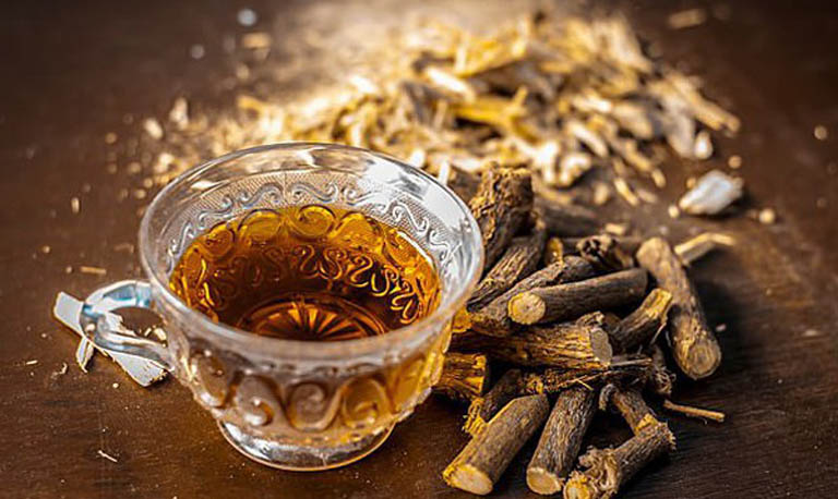 Uống trà cam thảo khi bị ngộ độc cà độc dược giúp giải độc tạm thời, tránh nguy hiểm đến tính mạng 