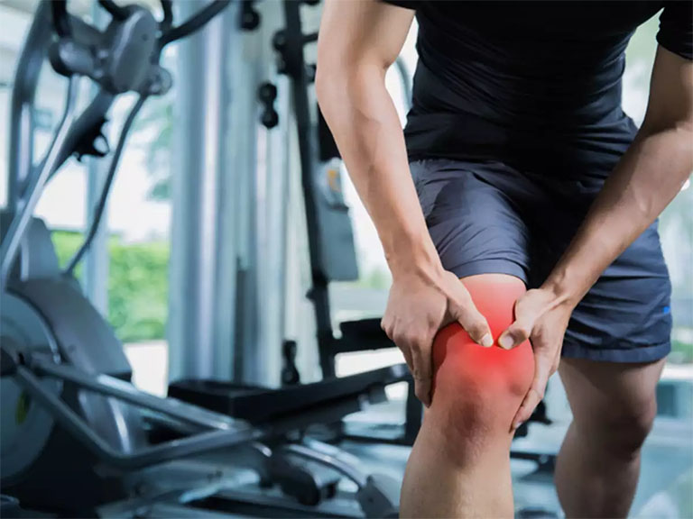 Nhiều bệnh nhân bị viêm khớp dạng thấp lo ngại việc vận động sẽ làm ảnh hưởng nghiêm trọng đến sức khỏe của xương khớp bị tổn thương hoặc lo lắng cơn đau sẽ trở nên tồi tệ hơn