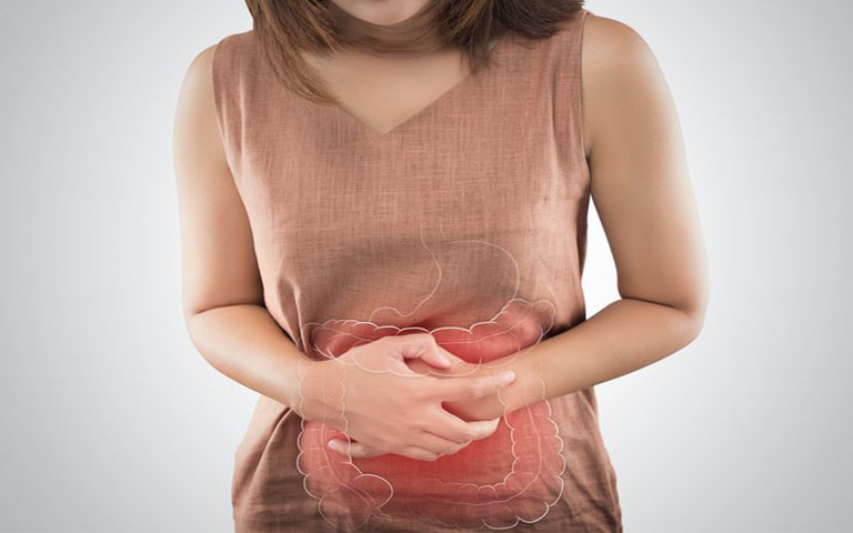 Viêm đại tràng giả mạc là bệnh lý khởi phát khi số lượng vi khuẩn C.difficletrong đường ruột phát triển mạnh
