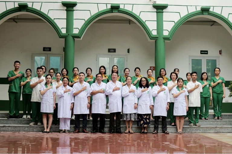 Chữa vảy nến tại Quân dân 102 có tốt không