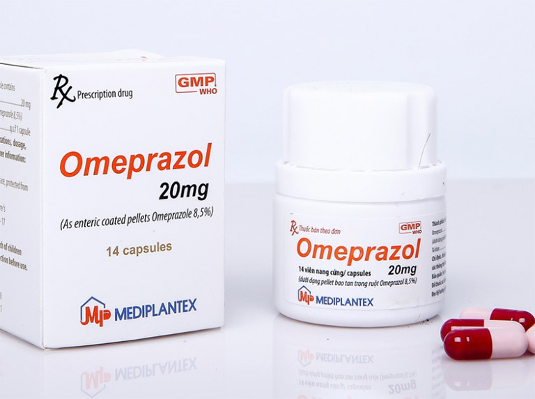 Thuốc đau dạ dày Omeprazol được bán mới mức giá dao động từ 10.000 - 15.000 đồng/ lọ 14 viên nang cứng
