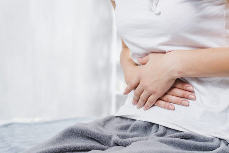 Đau quặn bụng thường xảy ra ở những trường hợp polyp đại tràng có kích thước u lớn