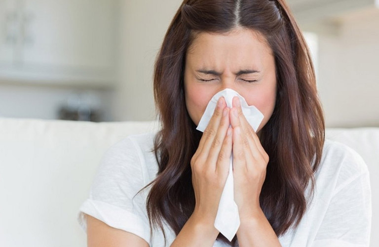Viêm mũi dị ứng là phản ứng quá mức của hệ miễn dịch với các chất gây dị ứng